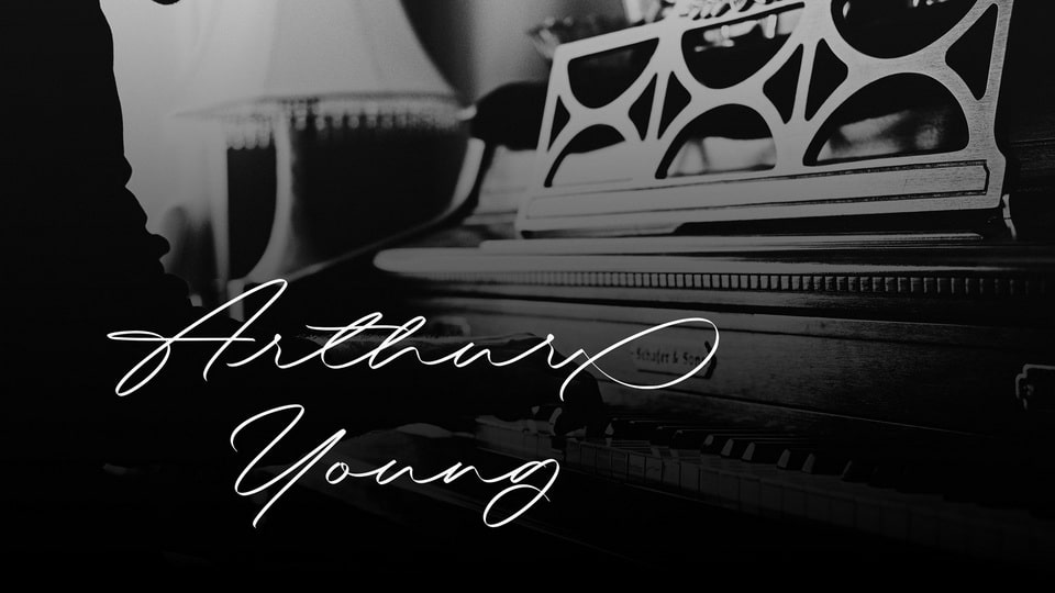 Brigend Signature Font