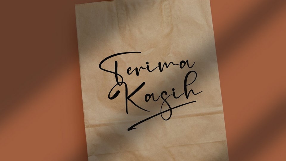 Pitchy Signature Font