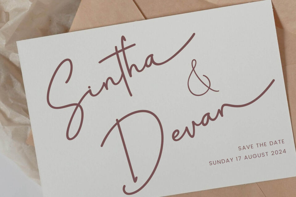 Claustina Signature Font