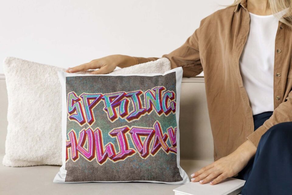 Easter Graffiti Font