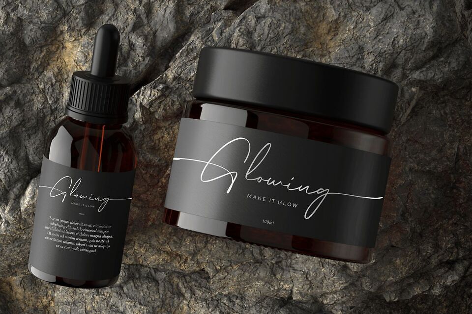 Hamburg Signature Font