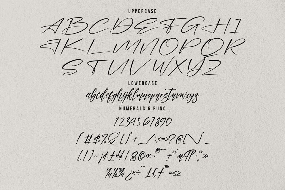 Halimunde Signature Font