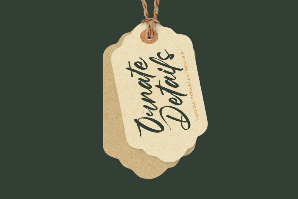 Pluretta Vintage Font