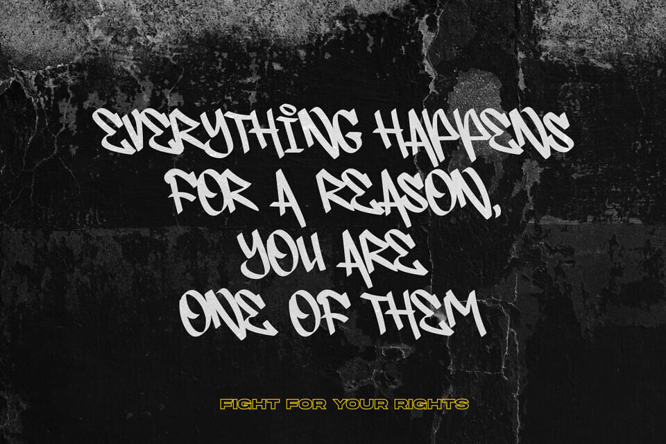 Darksht Font
