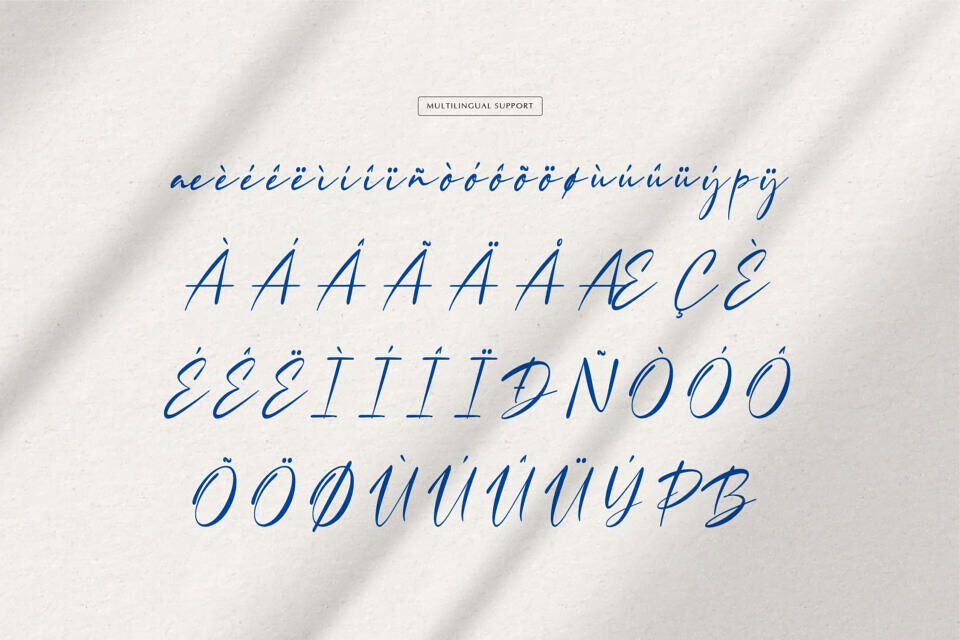 Lowreika Augusta Font