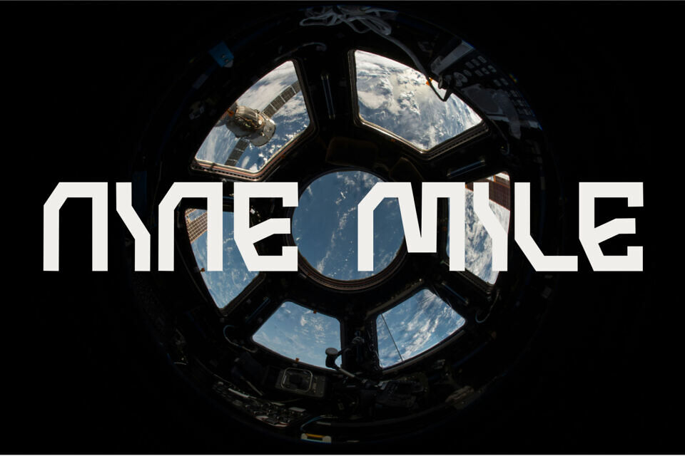 Zyberon Font