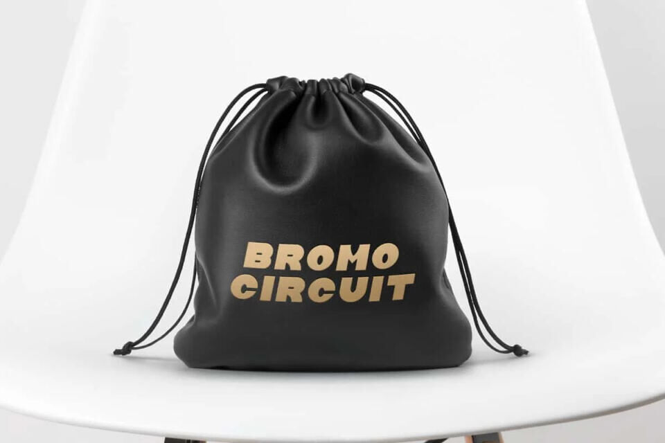 Bromo Circuit Font