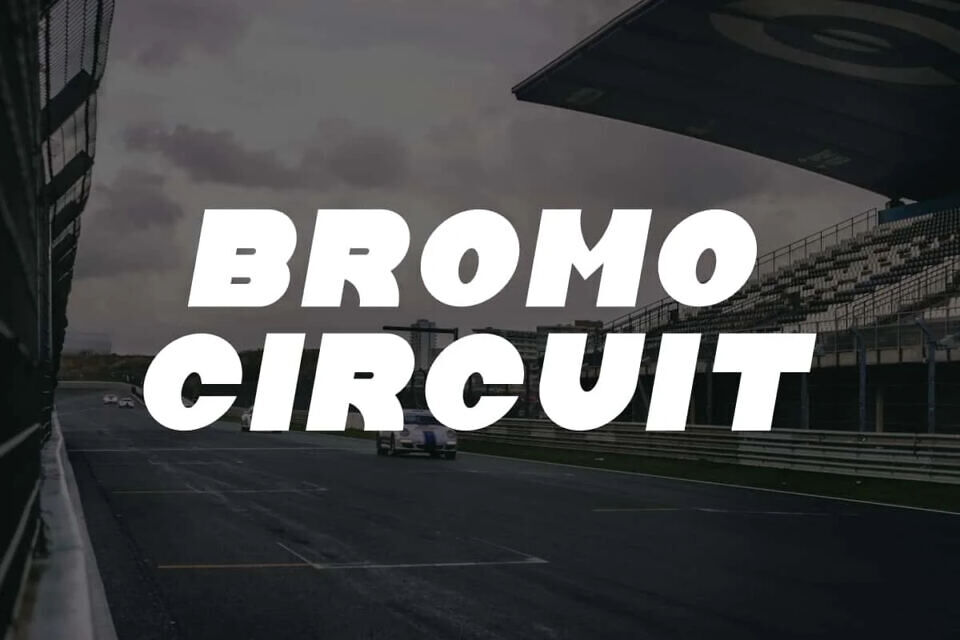 Bromo Circuit Font
