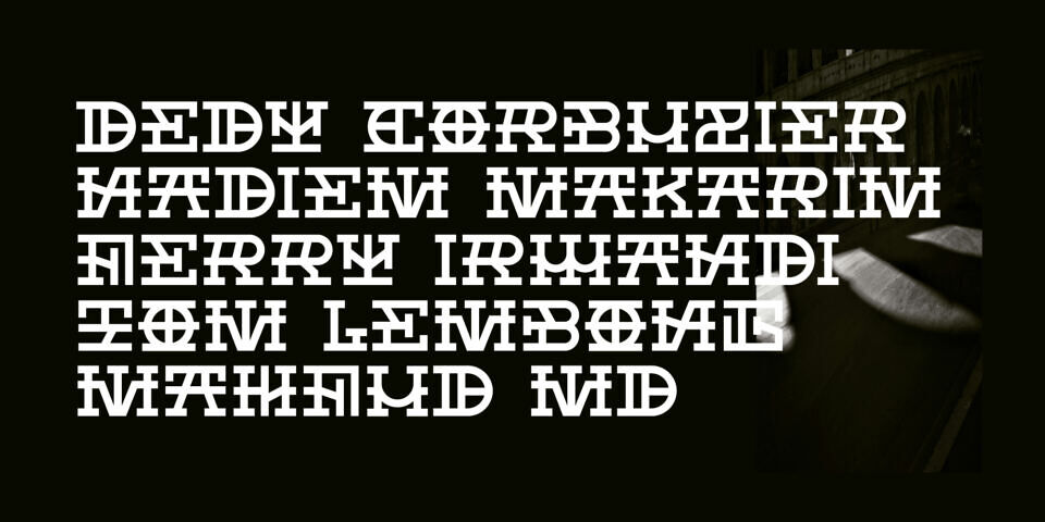 Felarium Romans Font