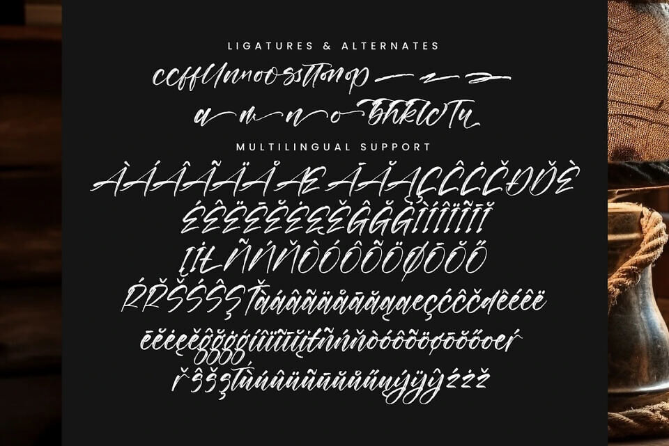 Goldens Blush Font