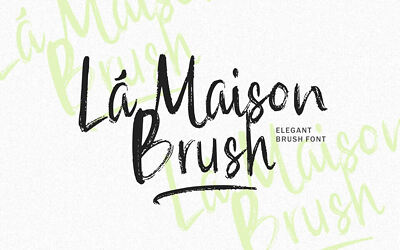 La Maison Brush Font