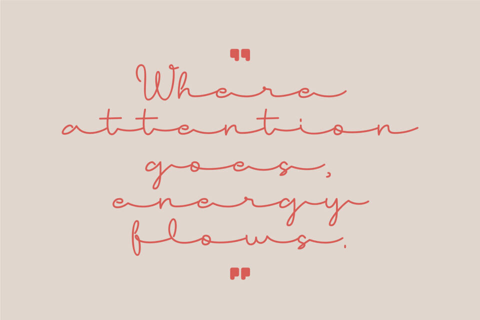 Combine Montira Font