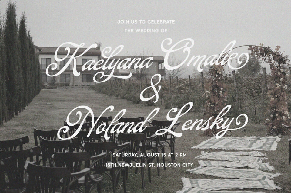 Roycella Font