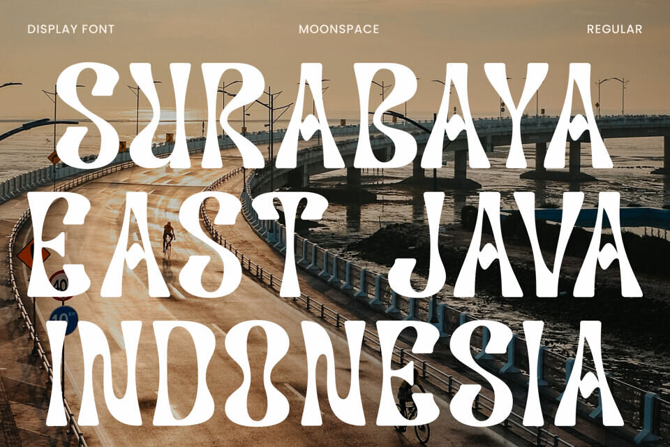 Moonspace Font