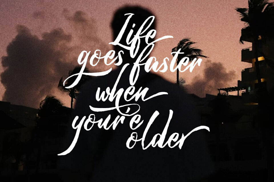 Saturday Brush Font