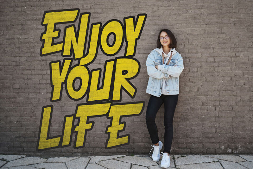 Street Stronger Font