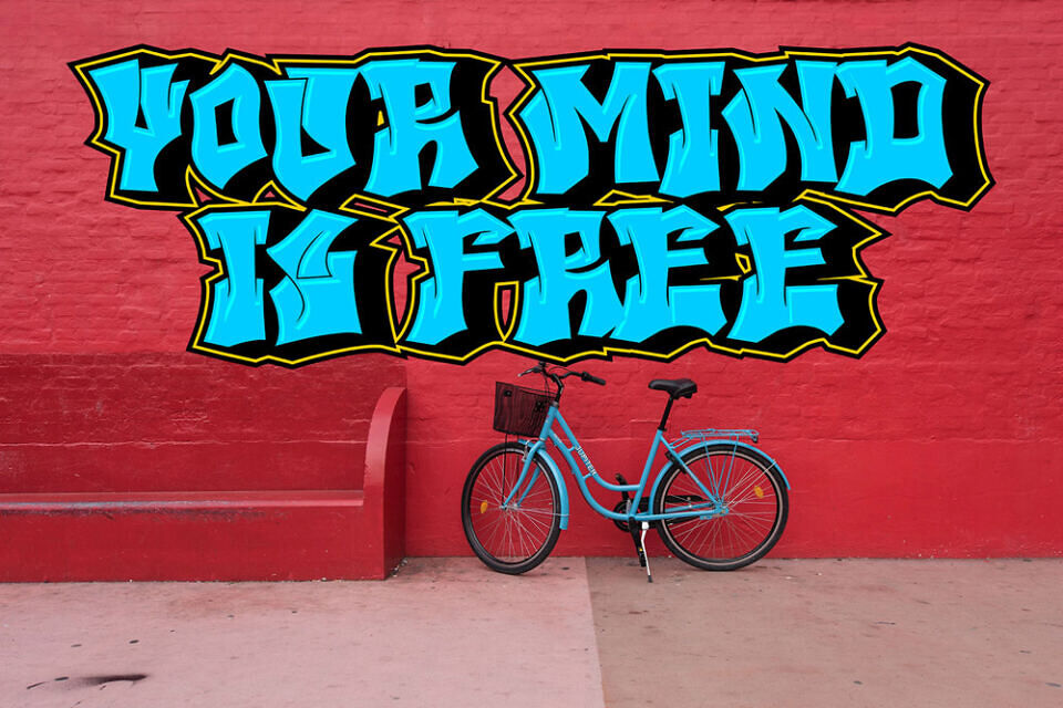 Unde Boom Graffiti Font