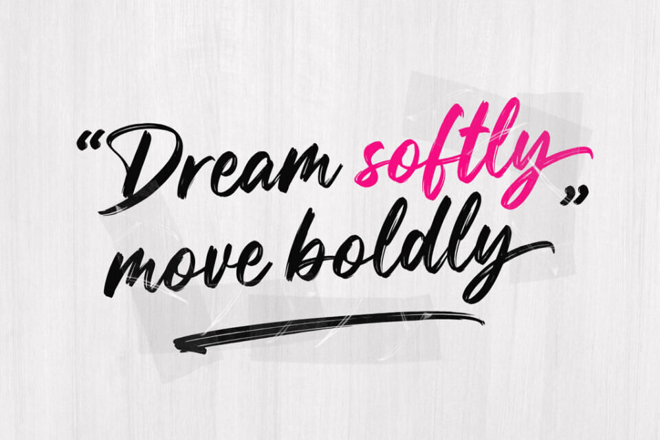 Brush Rings Font