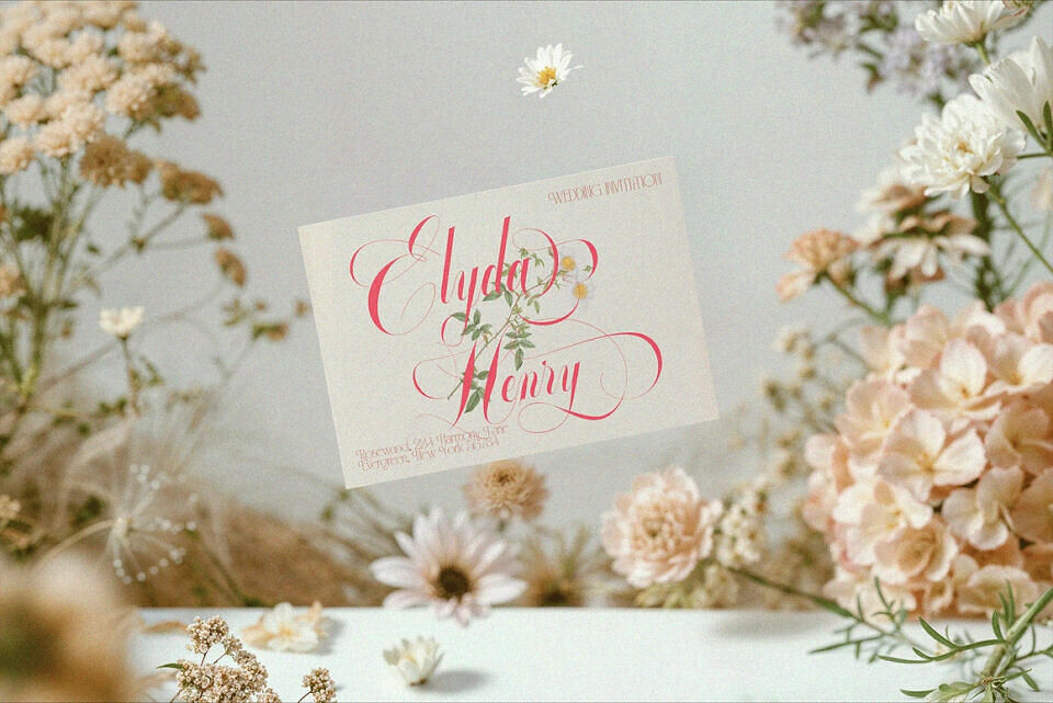 Glowing Romance Font