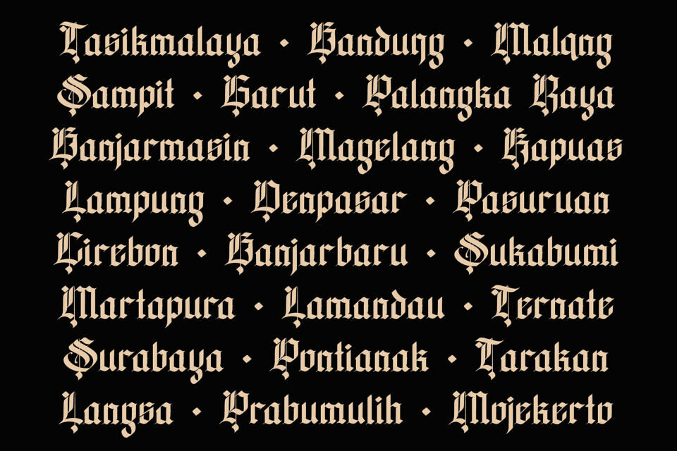 Yograde Font