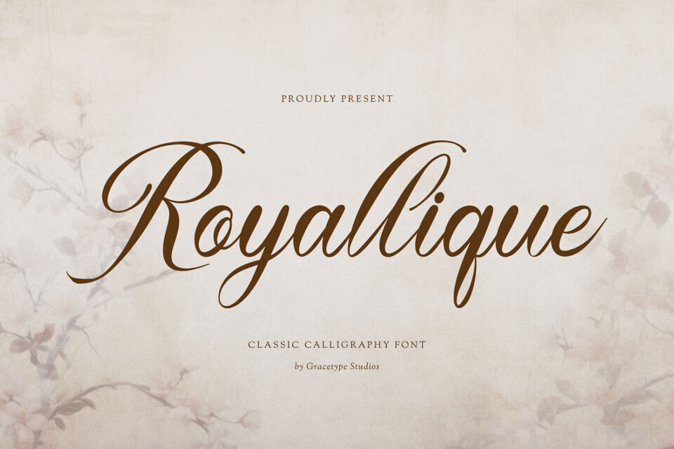 Royallique Font